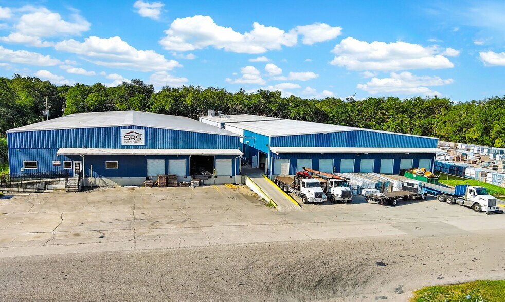 More Photos Of , Leesburg Industrial For Sale