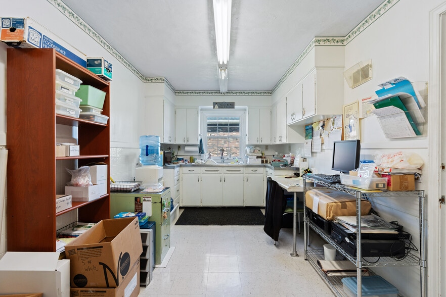 More Photos Of 3341 Dayton-xenia Rd, Dayton Storefront Retail Office For Sale