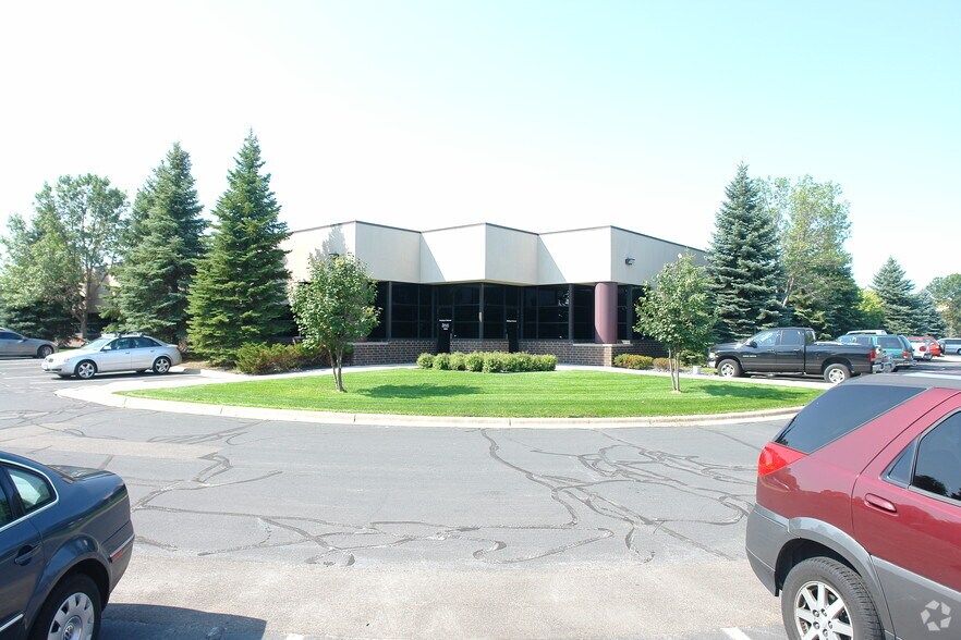 More Photos Of 7600-7650 Golden Triangle Dr, Eden Prairie Research And Development For Lease