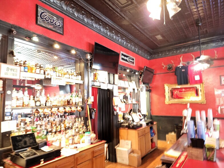 More Photos Of 710 2nd St, Chappell Restaurant For Sale