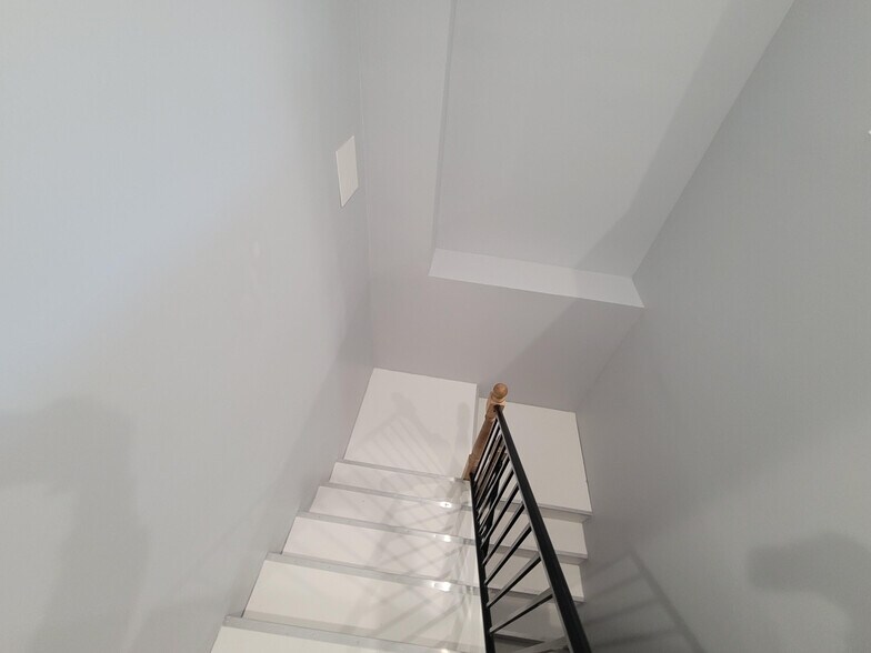 More Photos Of 2635 N Calvert St, Baltimore Apartments For Sale