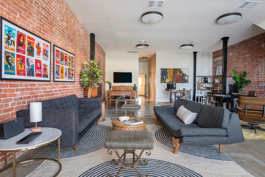 More Photos Of 179-181 Culver Blvd, Playa Del Rey Office Residential For Sale