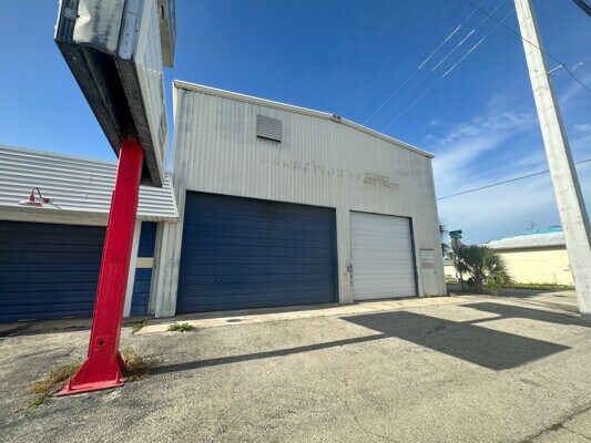 More Photos Of 1590 S McCall Rd, Englewood Auto Repair For Sale