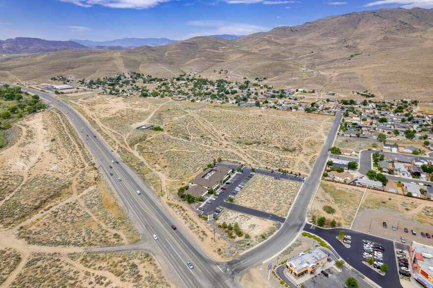 More Photos Of 5 Pine Cone Rd, Dayton Office For Lease