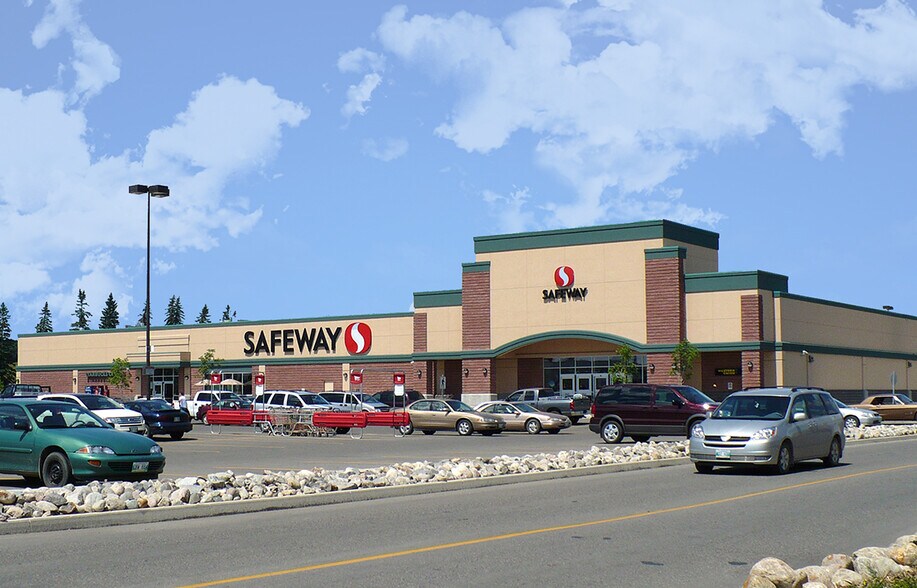 More Photos Of 801-925 18th St N, Brandon Unknown For Lease