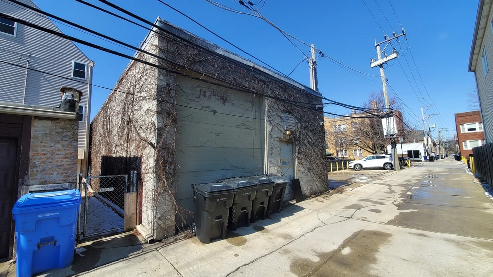 More Photos Of 4251 N Western Ave, Chicago General Retail For Lease