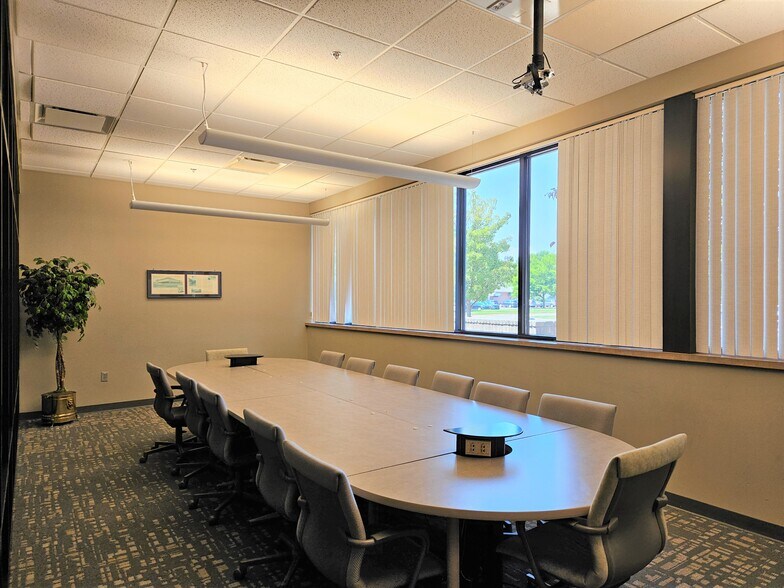 More Photos Of 4800 Concentric Blvd, Saginaw Office For Lease