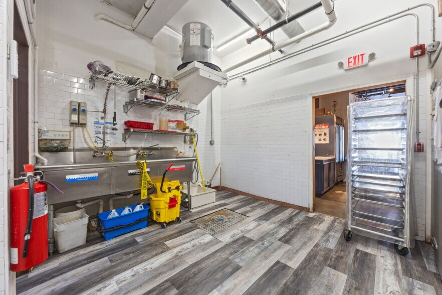 More Photos Of 371 4th St, Jersey City Storefront Retail Residential For Sale