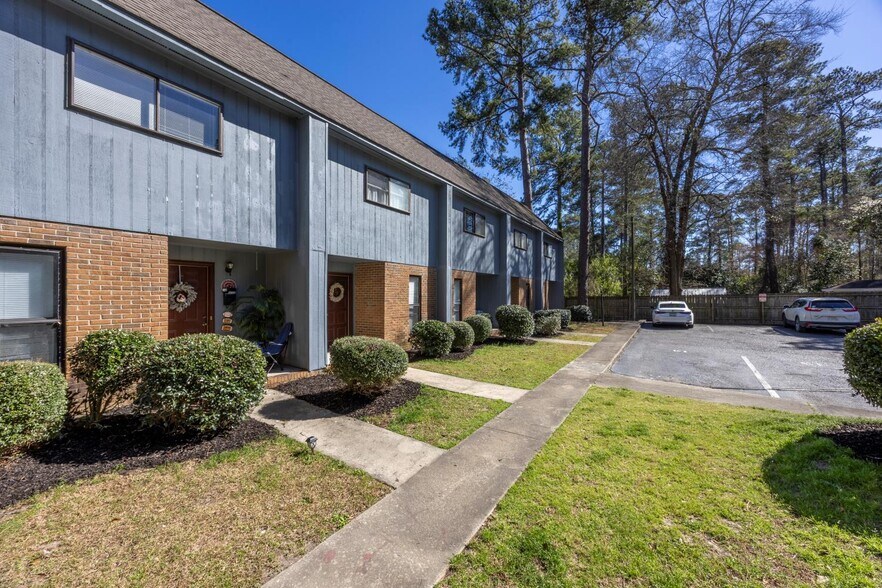 More Photos Of 3913 Overbrook Dr, Columbia Apartments For Sale