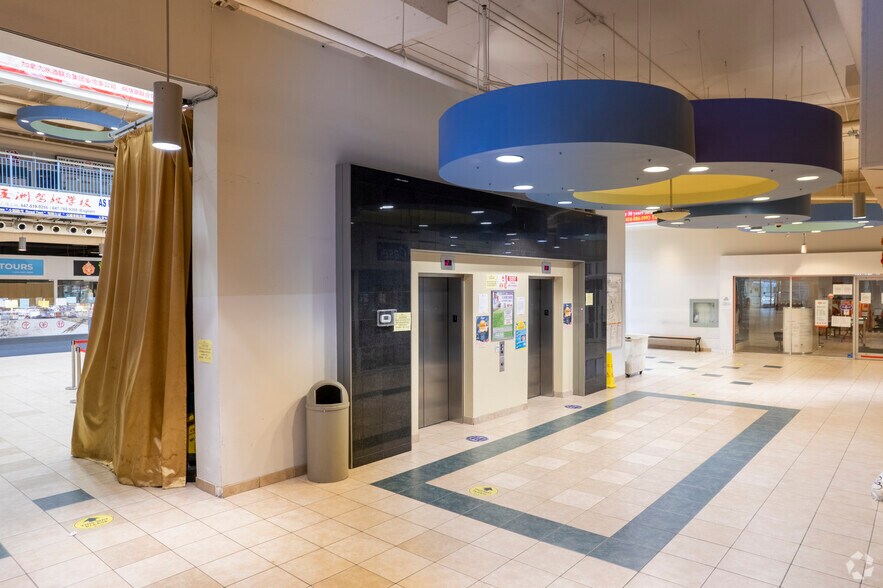 More Photos Of 4438 Sheppard Ave E, Toronto Office For Sale