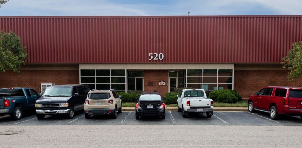 More Photos Of 520 Eastpark Ct, Sandston Distribution For Lease