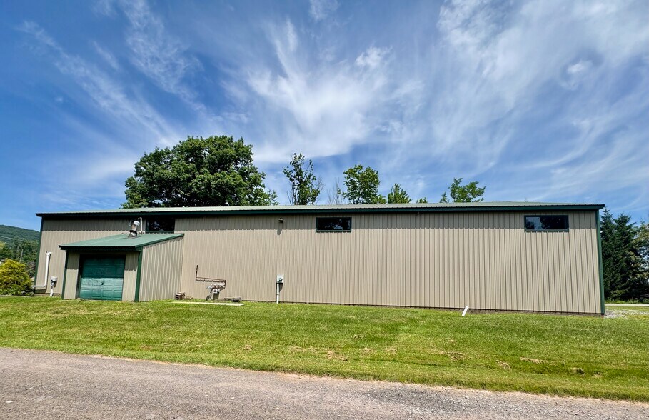 More Photos Of 7 Canaan Rd, Waymart Auto Repair For Sale
