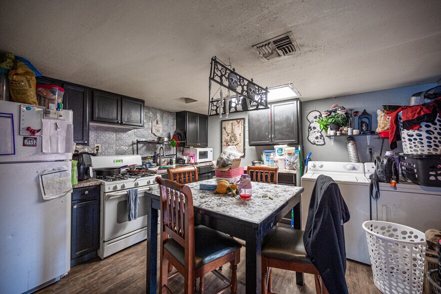 More Photos Of 5900 Cassedy Ln, Las Vegas Apartments For Sale