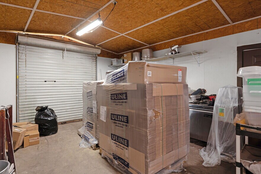 More Photos Of 14395 E Hwy 90A, Gonzales Restaurant For Sale