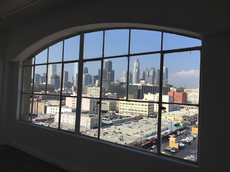 More Photos Of 1206 S Maple Ave, Los Angeles Loft Creative Space For Lease