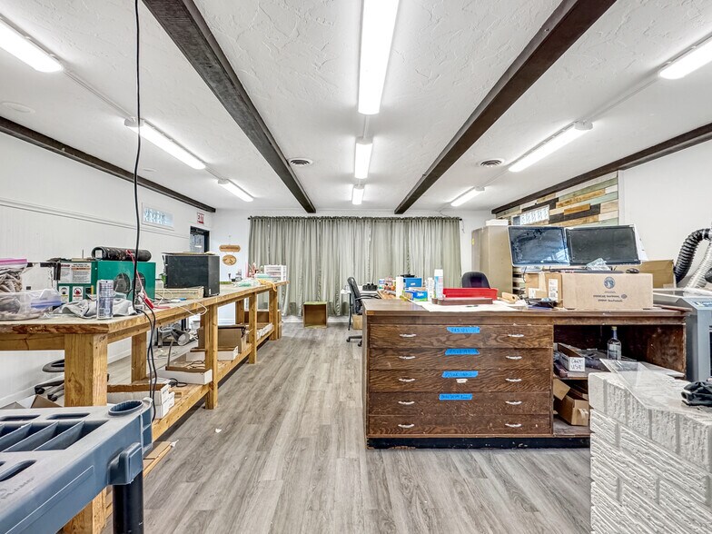 More Photos Of 401 Wooster St, Lodi Office Residential For Sale