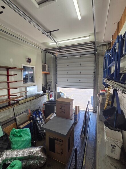 More Photos Of 180 Kinderkamack Rd, Park Ridge Warehouse For Lease