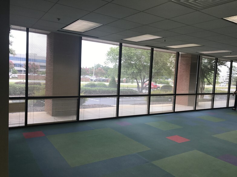 More Photos Of 8325 US 70 Bus Hwy W, Clayton Flex For Lease