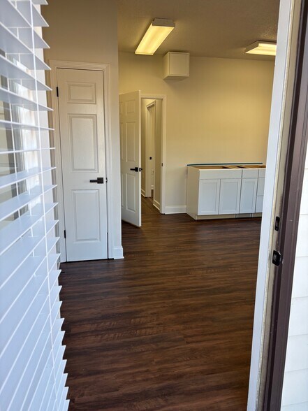 More Photos Of 86 Timber Creek Dr, Cordova Medical For Lease