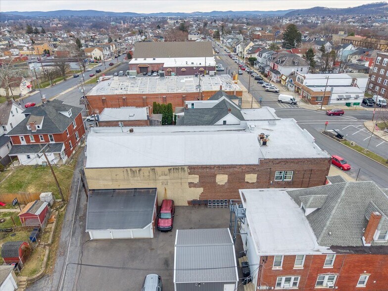 More Photos Of 1707 Washington Blvd, Easton Storefront Retail Residential For Sale