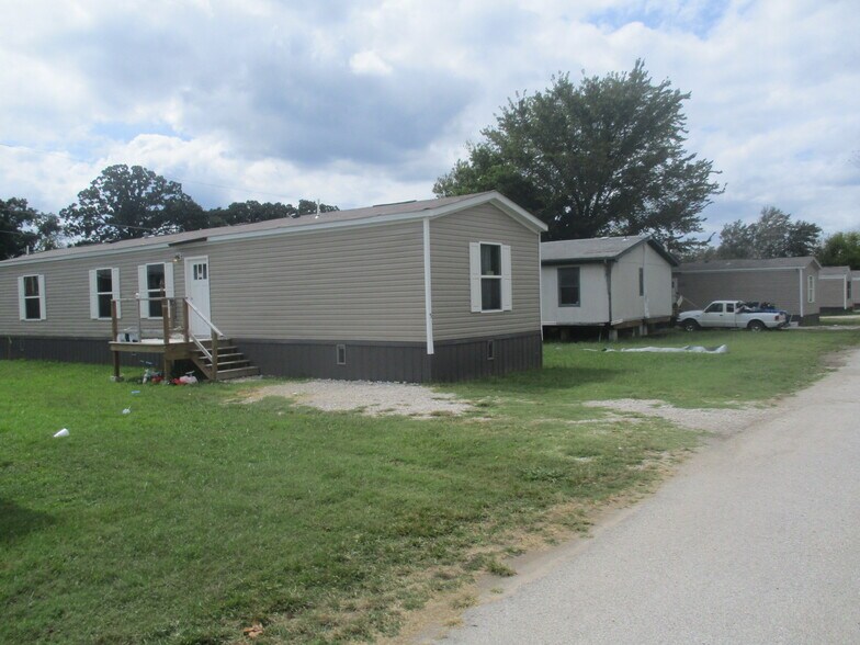 More Photos Of 814 S Kern Ave, Okmulgee Apartments For Sale