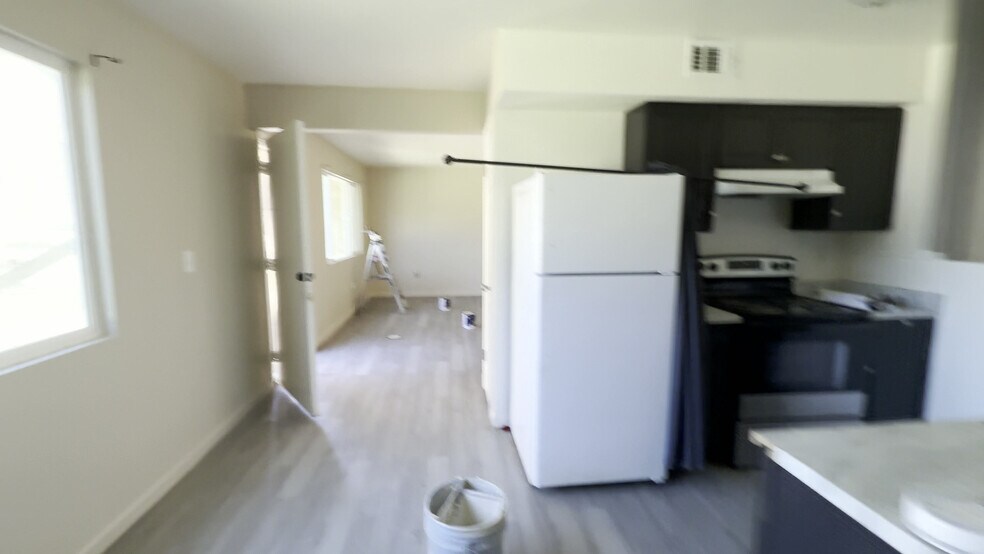 More Photos Of 475 N Manila Ave, Fresno Apartments For Sale