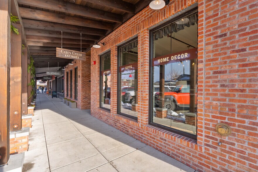 More Photos Of 325 Central Ave, Whitefish Storefront Retail Office For Sale