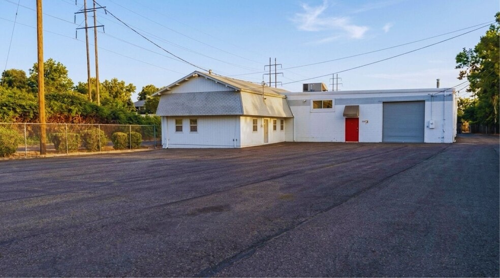 Primary Photo Of 40-48 Samsondale Ave, West Haverstraw Warehouse For Sale