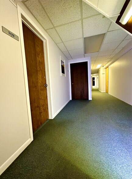 More Photos Of 14 E 40th St, Wilmington Apartments For Sale