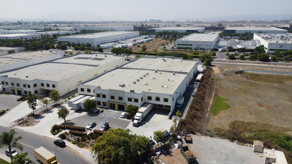 More Photos Of 8534-8536 Siempre Viva Rd, San Diego Manufacturing For Sale