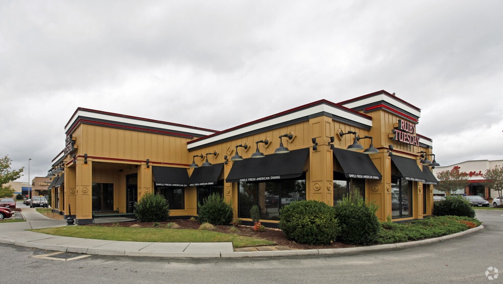 More Photos Of 1201-1301 N Military Hwy, Norfolk Unknown For Lease