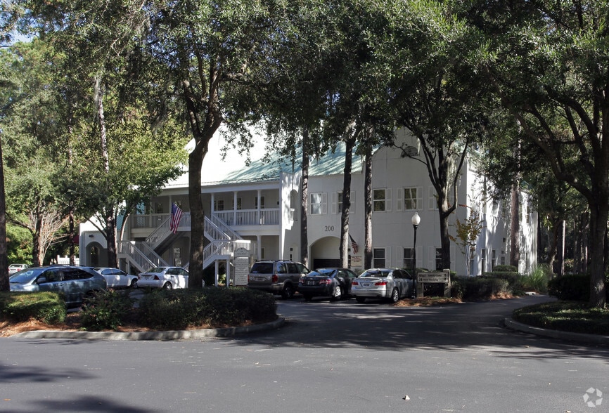 More Photos Of 200 Main St, Hilton Head Medical For Lease