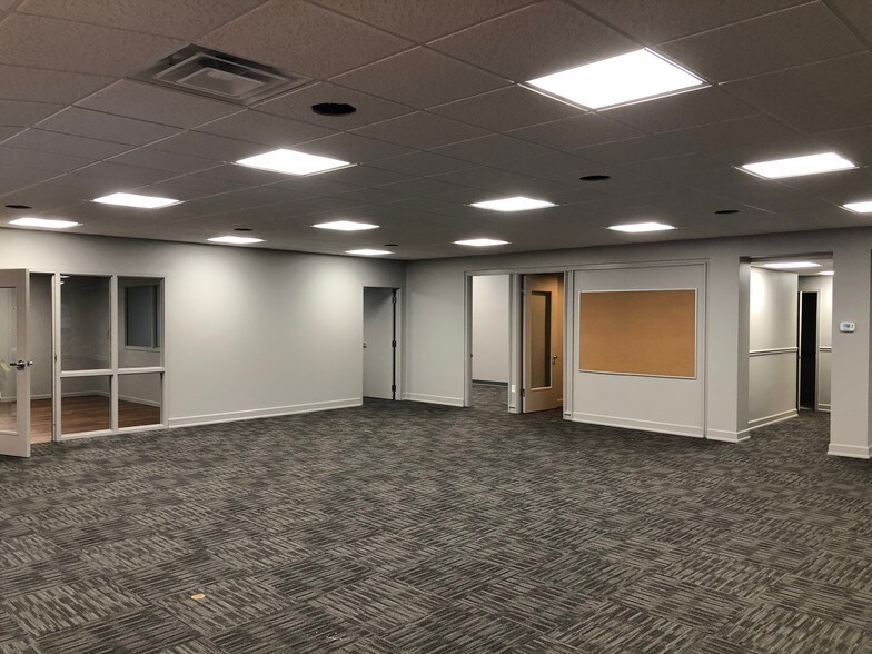 More Photos Of 3223 1st Ave SE, Cedar Rapids Medical For Sale