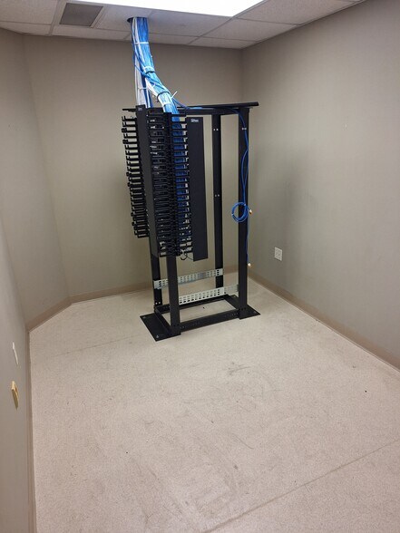 More Photos Of 474 45th St, Fargo Office For Lease