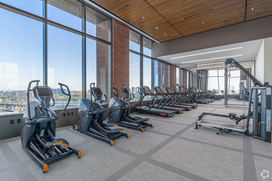 More Photos Of 3025 JFK, Philadelphia Office For Lease