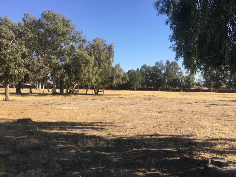 More Photos Of 7246 Stine Rd, Bakersfield Land For Sale