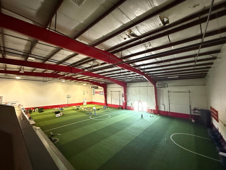 More Photos Of 175 Industrial Park Dr, Hollister Industrial For Sale