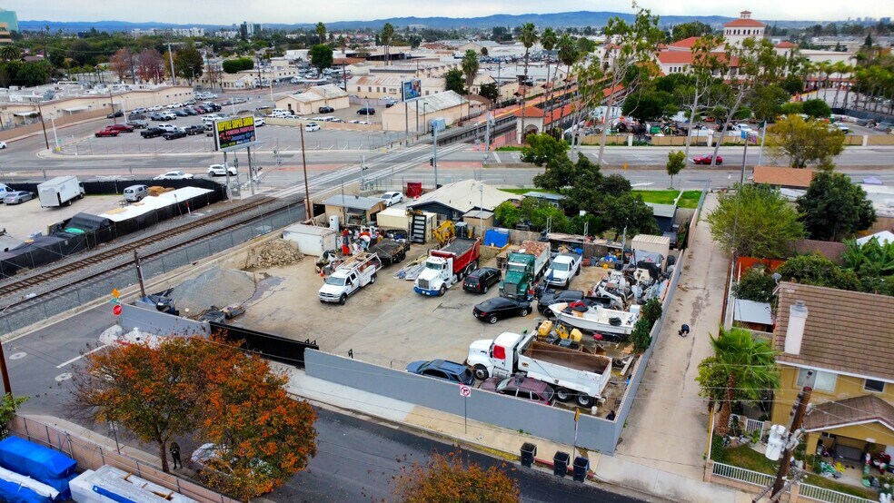 More Photos Of 1016 E Stafford St, Santa Ana Land For Lease