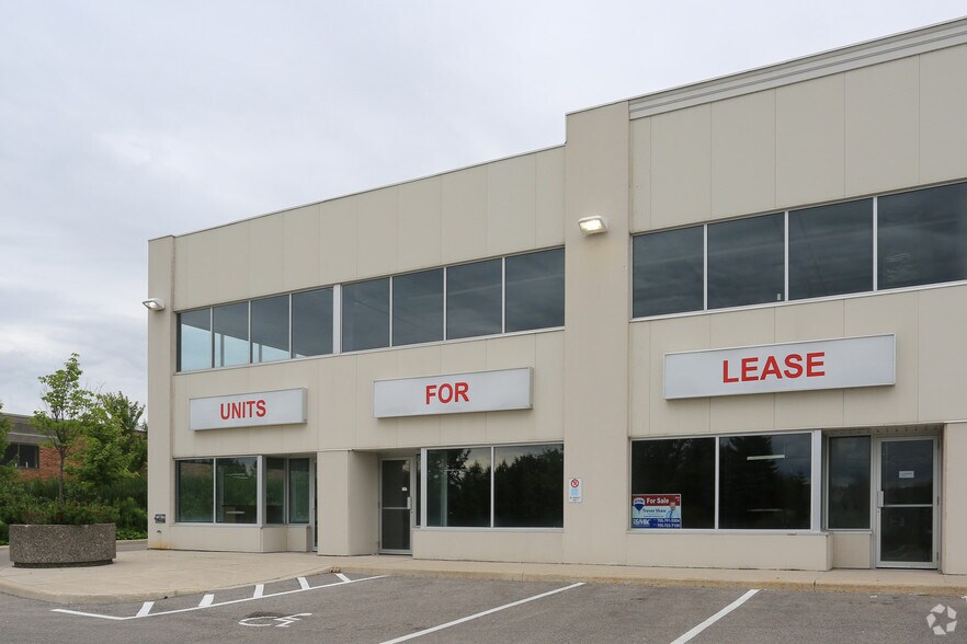 More Photos Of 353-359 Saunders Rd, Barrie Light Distribution For Lease