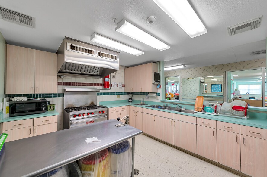 More Photos Of 18150 Park Cypress St, Houston Daycare Center For Sale