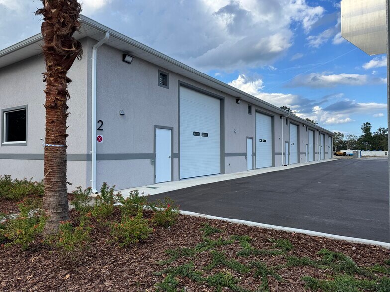More Photos Of 1101 Reed Canal Rd, Port Orange Warehouse For Sale
