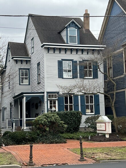 Primary Photo Of 18 Kings Hwy W, Haddonfield Office For Lease