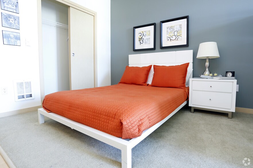 More Photos Of 507 NE Northgate Way, Seattle Apartments For Lease