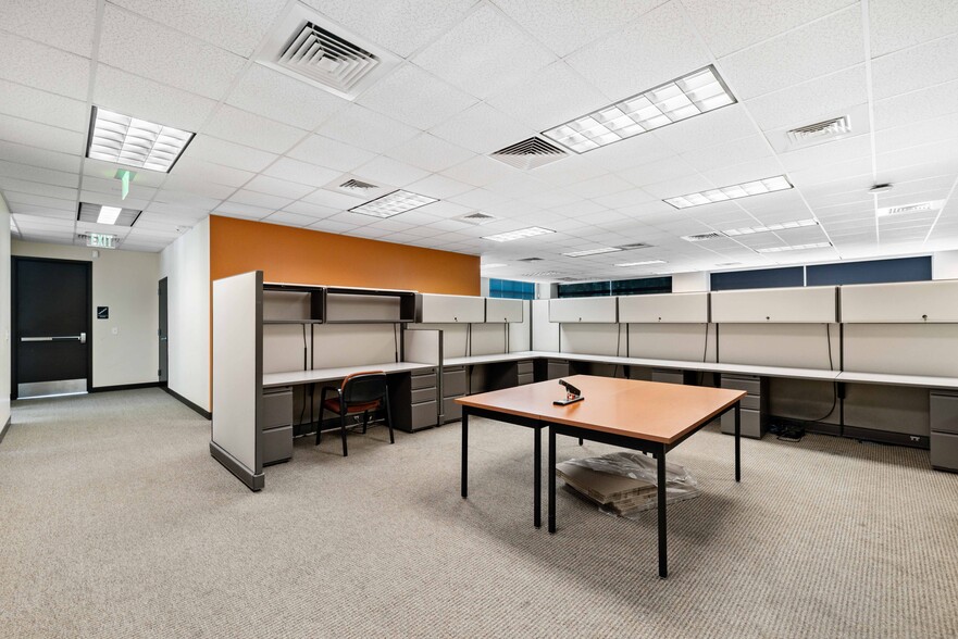 More Photos Of 8000 Brownleigh Dr, Raleigh Office For Sale