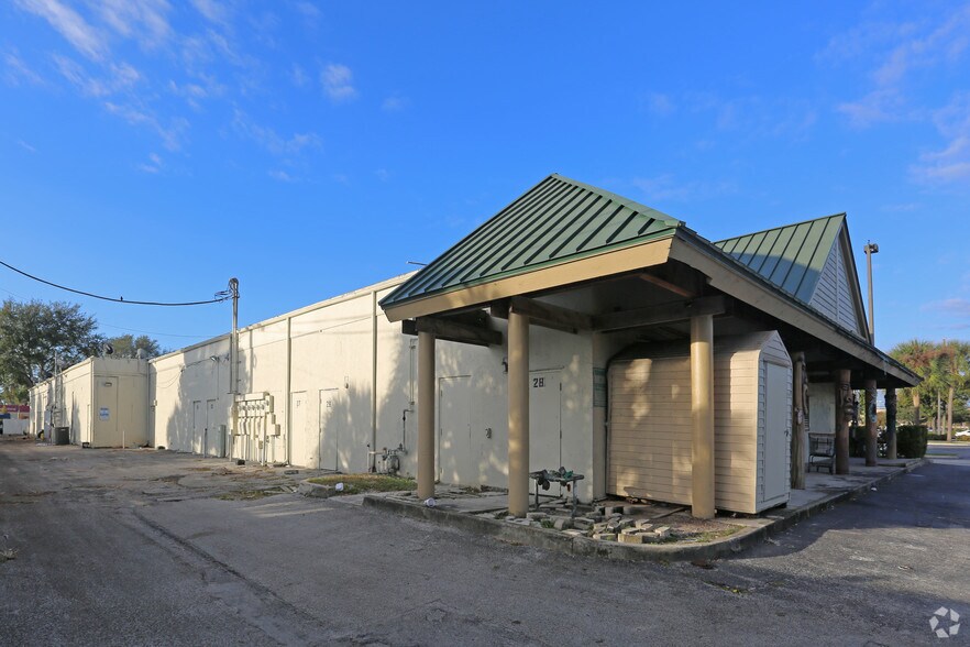 More Photos Of 2650 S Military Trl, West Palm Beach Storefront For Lease