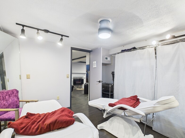 More Photos Of 329 E Dayton Dr, Fairborn Storefront Retail Office For Sale