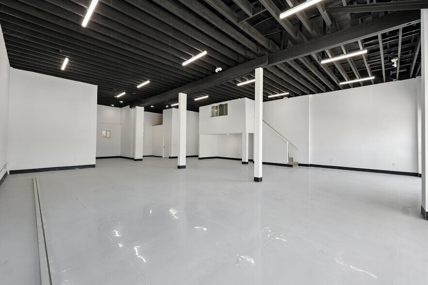 More Photos Of 5404 Western Ave, Los Angeles Storefront Retail Office For Lease