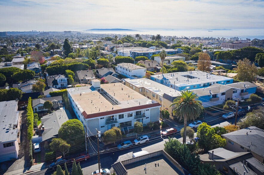 More Photos Of 440 Raymond Ave, Santa Monica Apartments For Sale