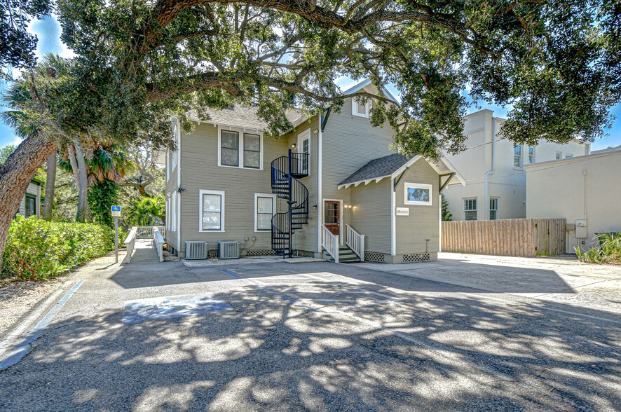 More Photos Of 707 W Swann Ave, Tampa Office For Sale