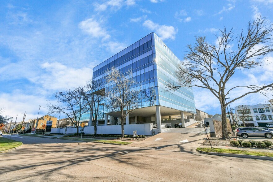 More Photos Of 550 Westcott St, Houston Office For Lease